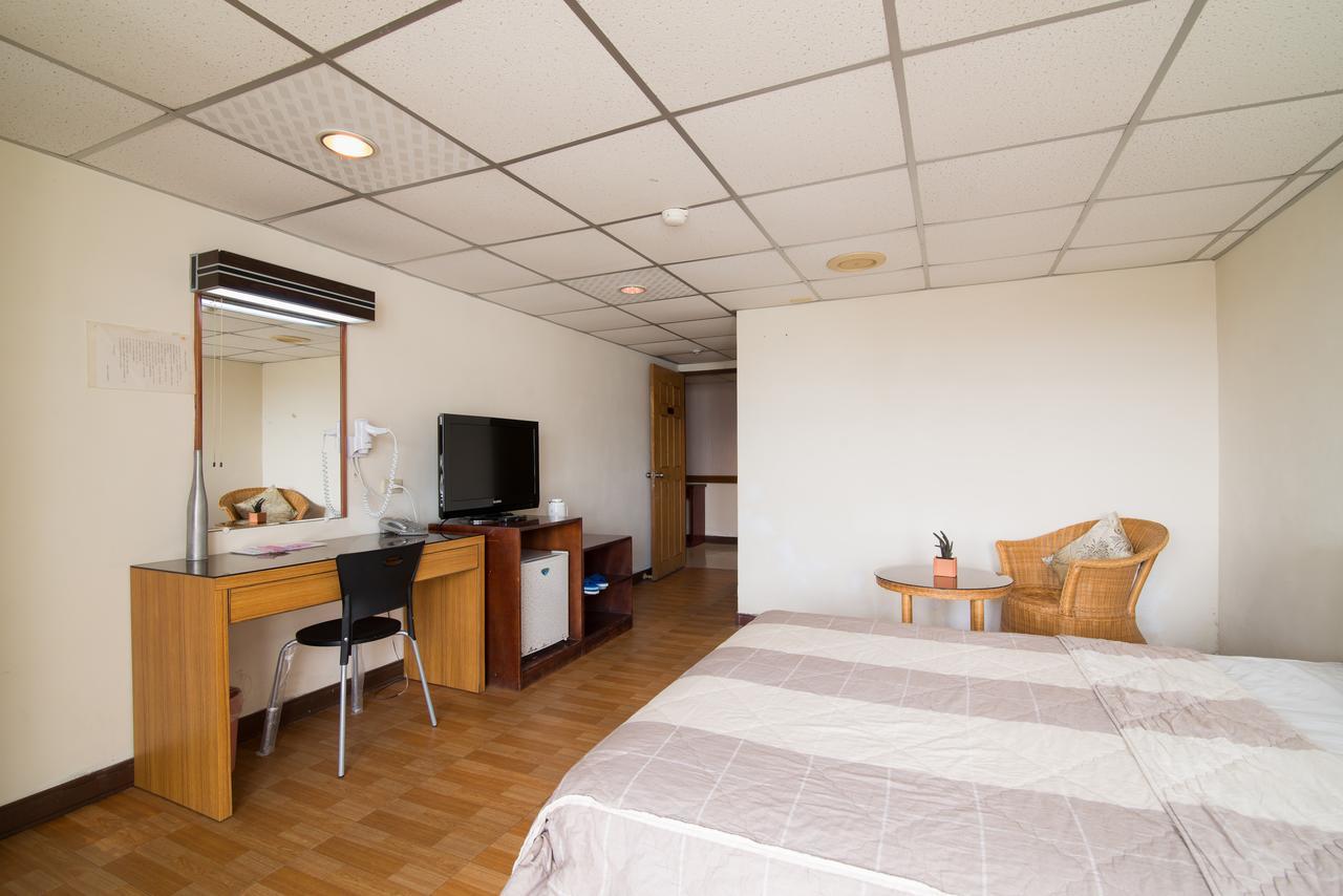 Hualien Youth Apartment ภายนอก รูปภาพ
